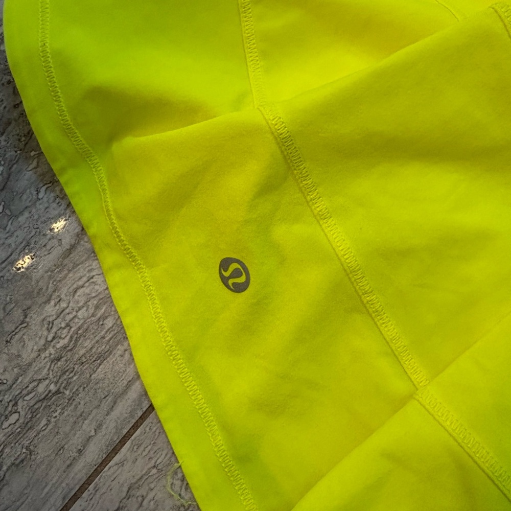 lululemon women’s  Yellow Shorts